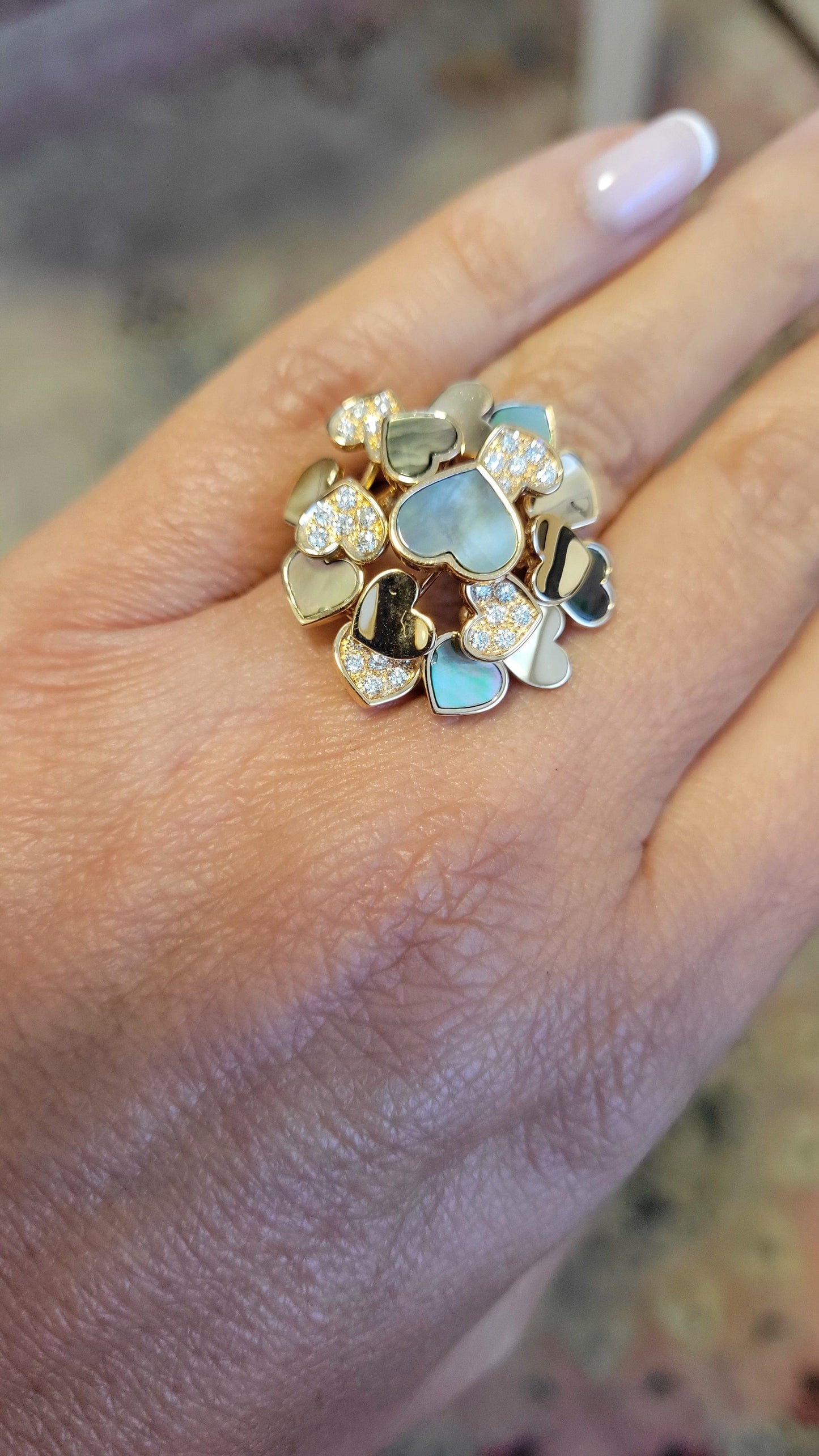 Dalia T Online Ring Iconic 18KT Rose Gold Mother-of-Pearl & Diamonds moving Hearts Statement Ring